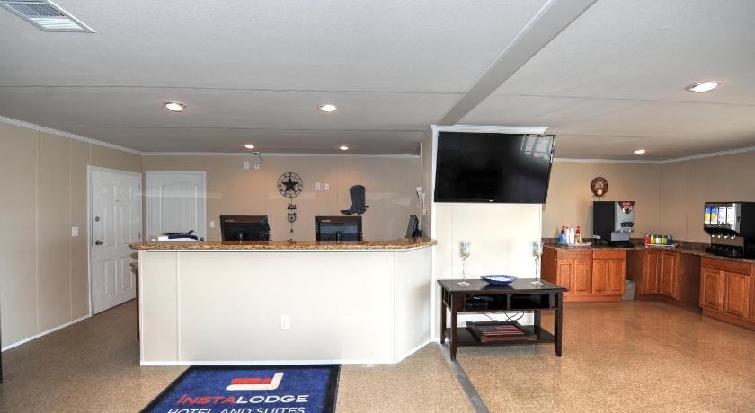 Instalodge Hotel and Suites Karnes City photo