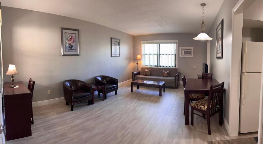 Sails Resort Motel photo