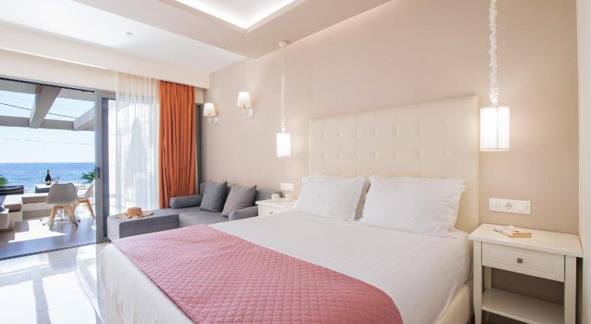 Agios Gordios Beach Resort photo