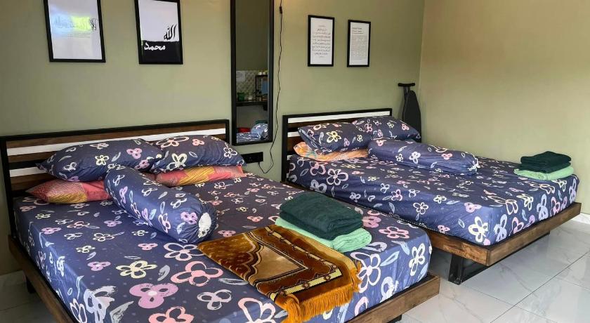 マラッカ Rumah Armand 2BR with Pool Pengkalan Balak Melaka 4つ星 ゲストハウス 外観