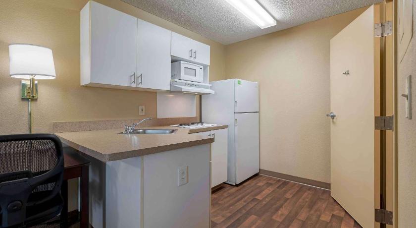 Extended Stay America Suites - Sacramento - White Rock Rd. photo