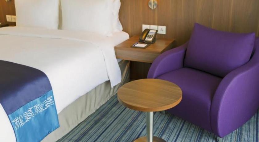Image of 1 Queen Standard High Floor With Free Breakfast 6
