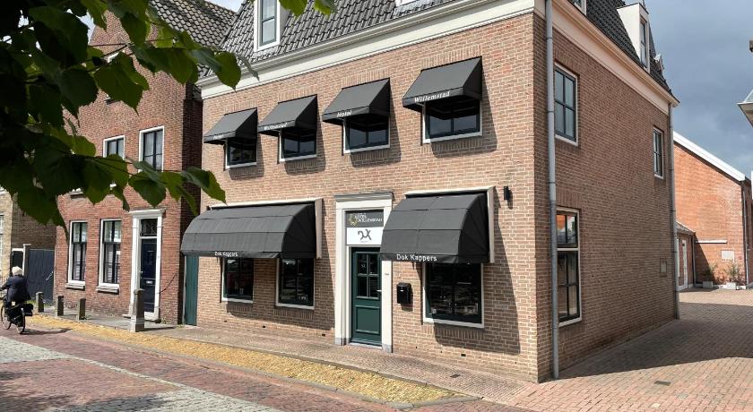 Hotel-Willemstad — Hotel in Moerdijk
