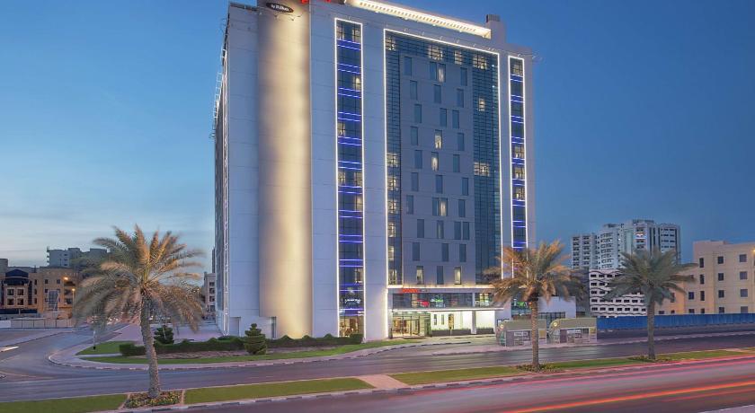 Hampton by Hilton Dubai Airport photo