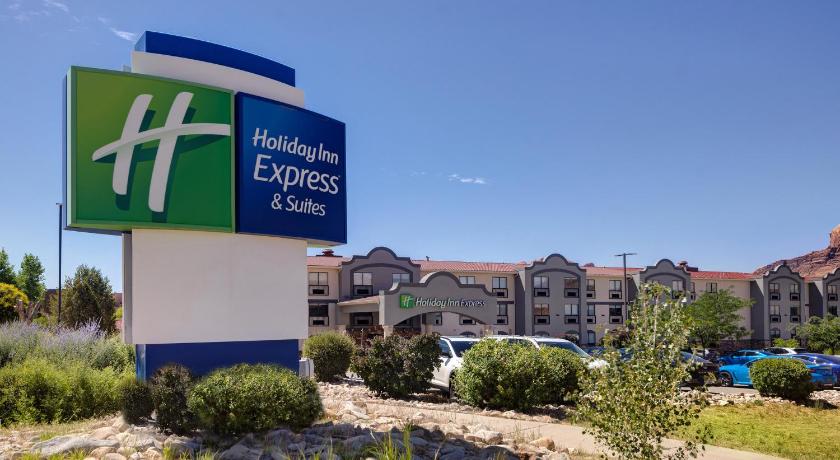 Holiday Inn Express Hotel & Suites Moab photo
