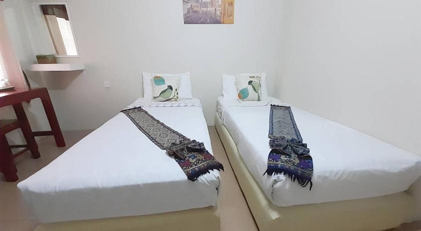 Image of Standard Twin Room 1