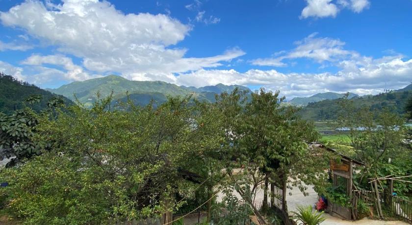 사파 May Kim Ta Phin Homestay 3성급 게스트하우스 외관