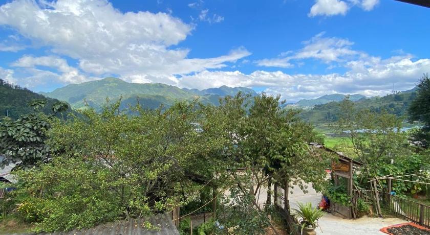 사파 May Kim Ta Phin Homestay 3성급 게스트하우스 로비