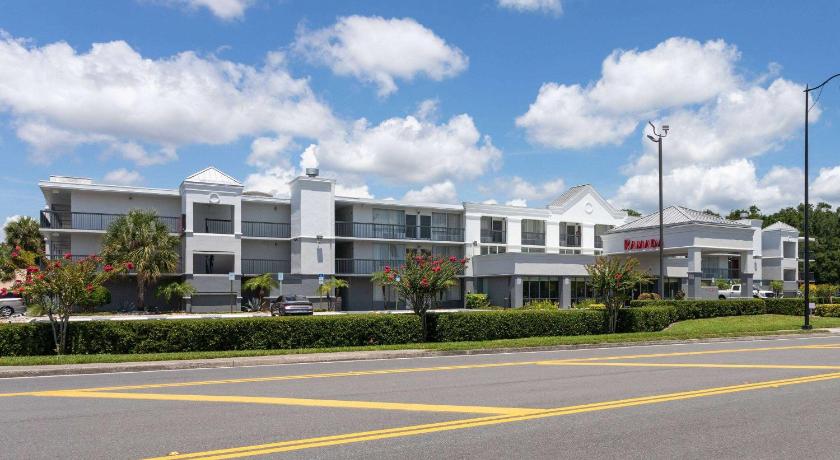 Ramada by Wyndham Altamonte Springs Near I-4 photo