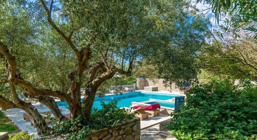 Eleonas Holiday Houses photo