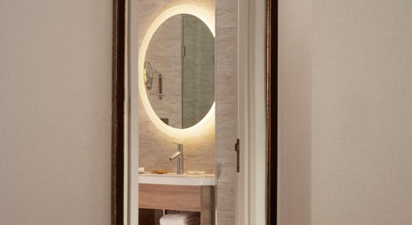 DoubleTree by Hilton Hull photo