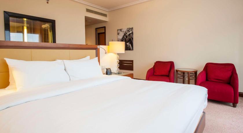 Image of King Executive Business Room 6