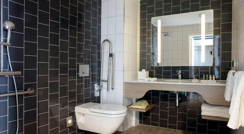 Image of Queen Room - Accessible 2