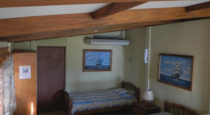 Punta Roca Surf Resort photo