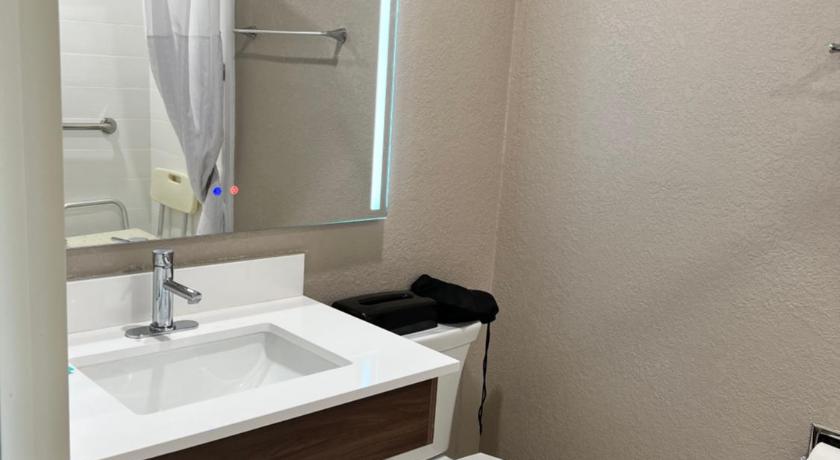 North Country Inn & Suites Roseau photo