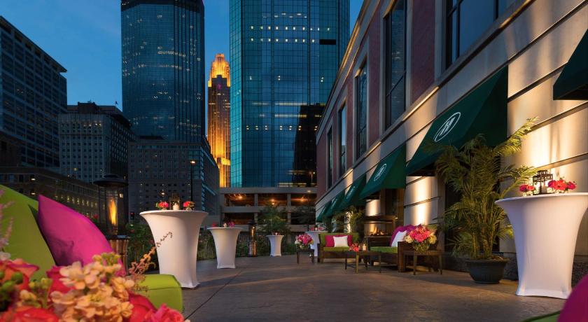 Hilton Minneapolis photo