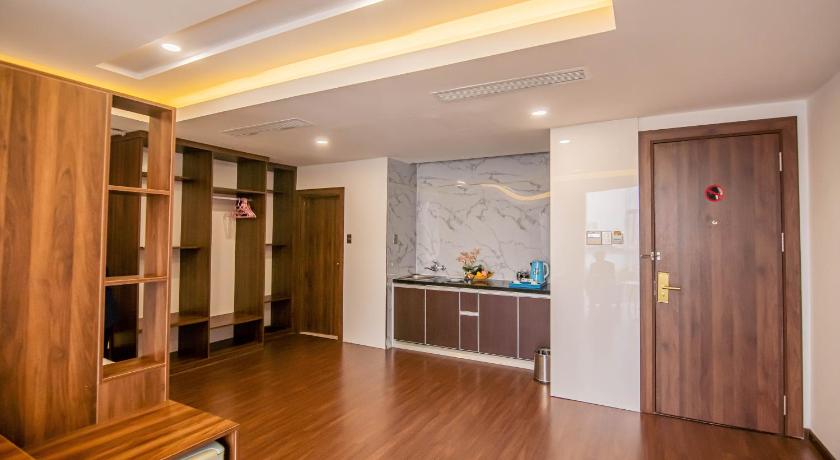Image of River View Executive Suite 8