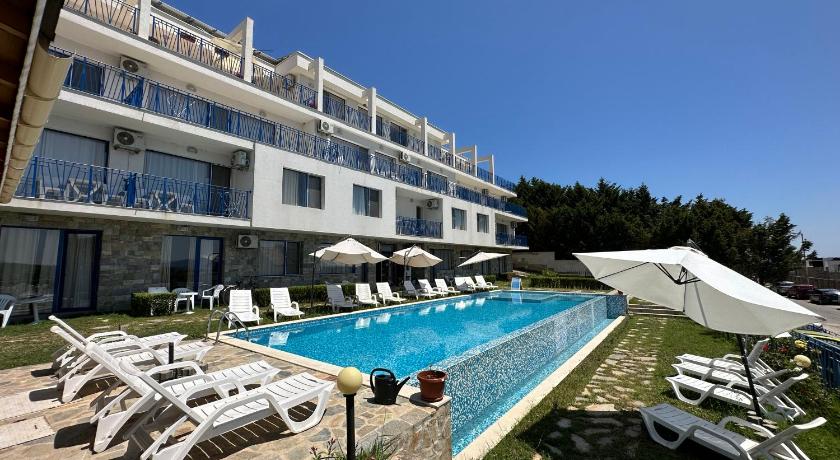 Вила Quiet Bay — Hotel in Sozopol