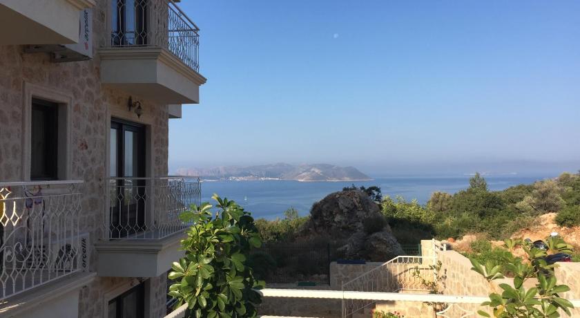 Derya Beach Apartment photo