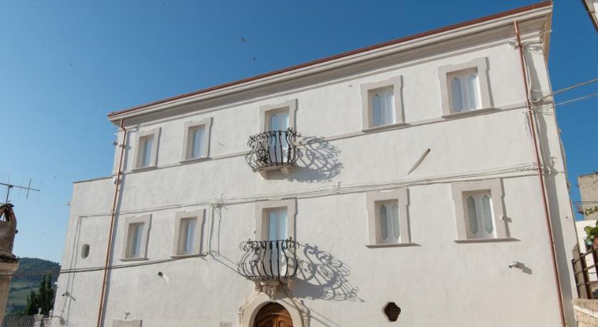 Palazzo Tilli