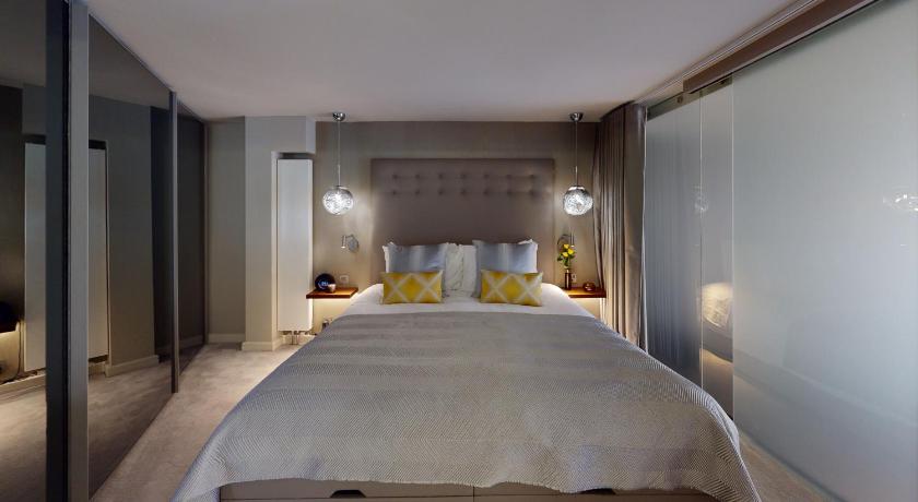 รูปของอพาร์ตเมนต์ 2 ห้องนอน เอ (Executive 2-Bedroom Apartment) 8