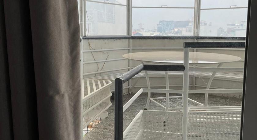 Image of Standard Single Room 6