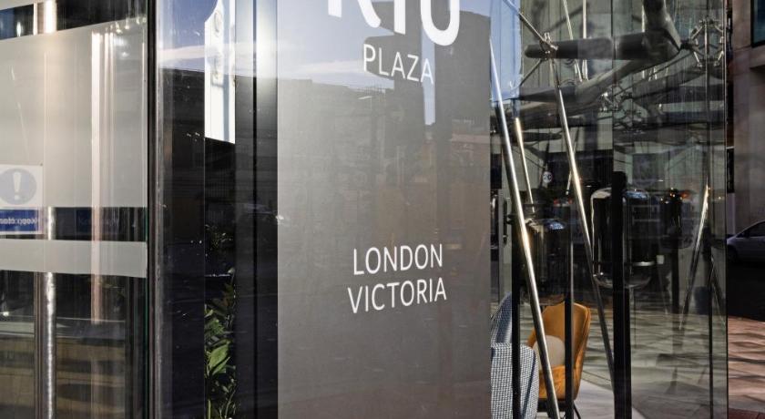 HOTEL RIU PLAZA LONDON VICTORIA photo