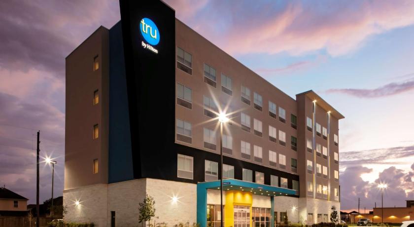 Tru by Hilton Cypress Houston photo