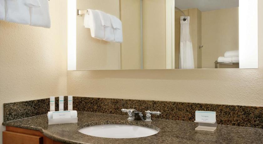 Homewood Suites by Hilton Allentown-Bethlehem Airport photo