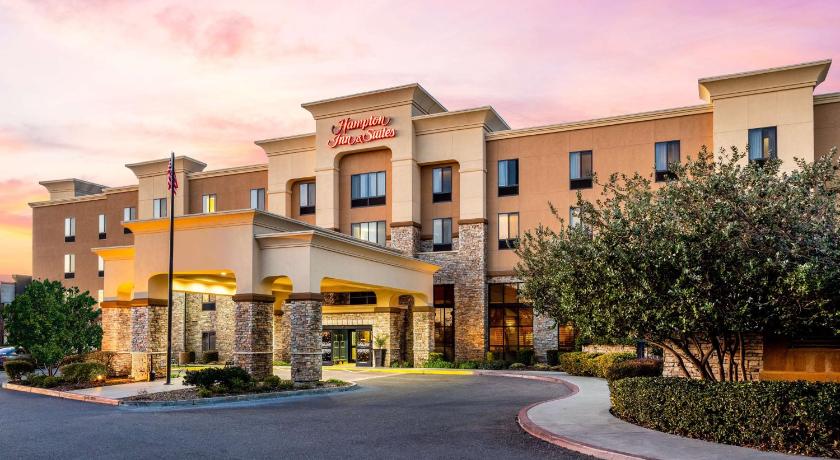 Hampton Inn & Suites Sacramento-Elk Grove Laguna I-5 photo