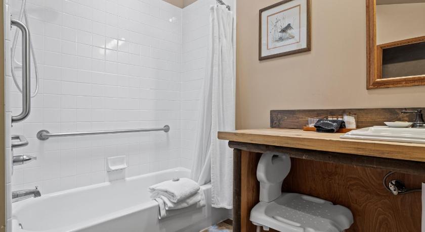 Weasku Inn photo