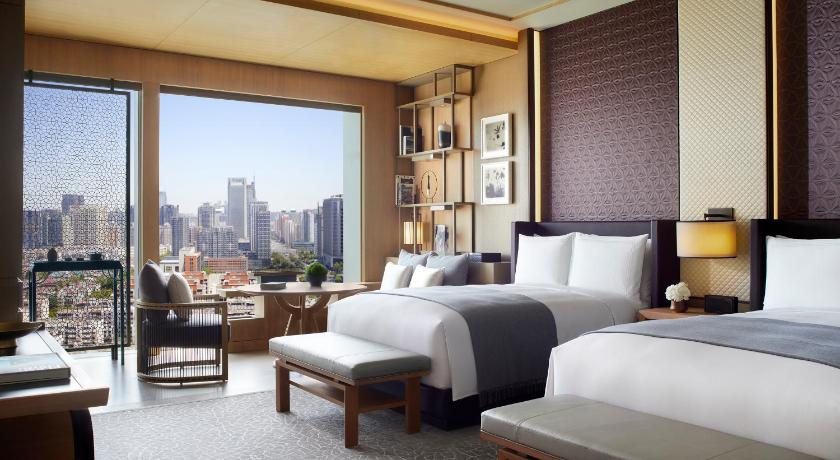 Image of Guest room, 2 Double, City view 0