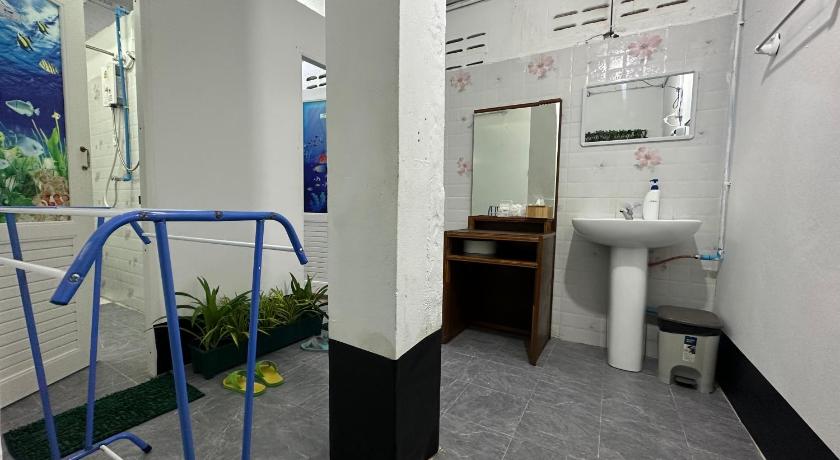 Sweed Dee Hostel photo
