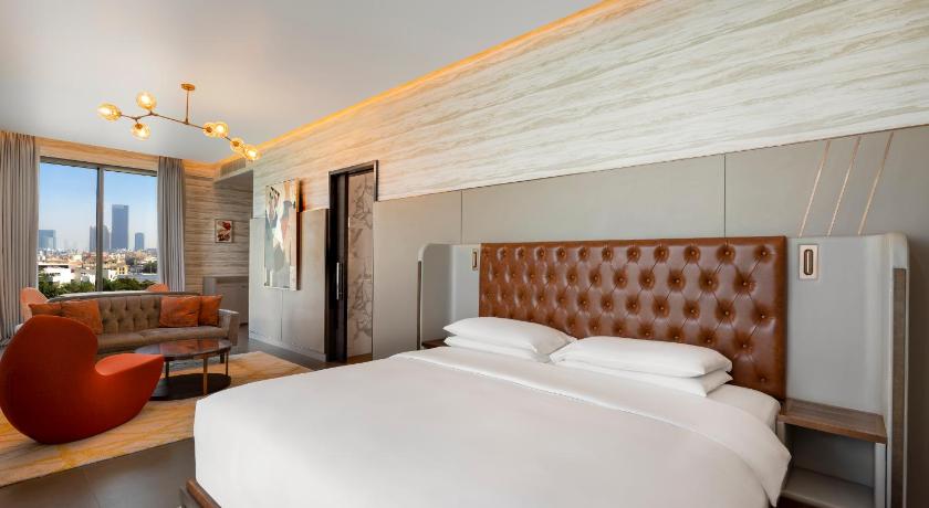 Image of 1 King Bed Deluxe with 20 Percent Discount on Food and Soft Beverage 1
