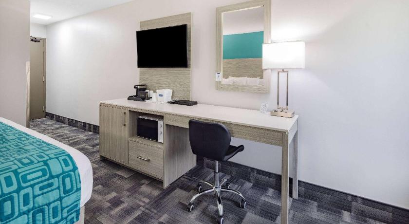 Travelodge by Wyndham Miramichi New Brunswick photo