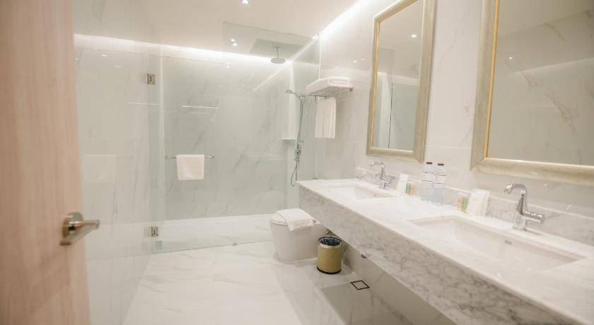 Image of Junior Suite 2