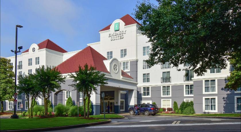 Embassy Suites by Hilton Atlanta Airport photo