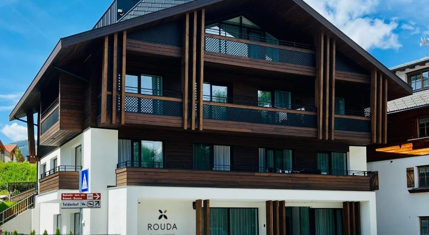 ROUDA luxury retreat am Kronplatz