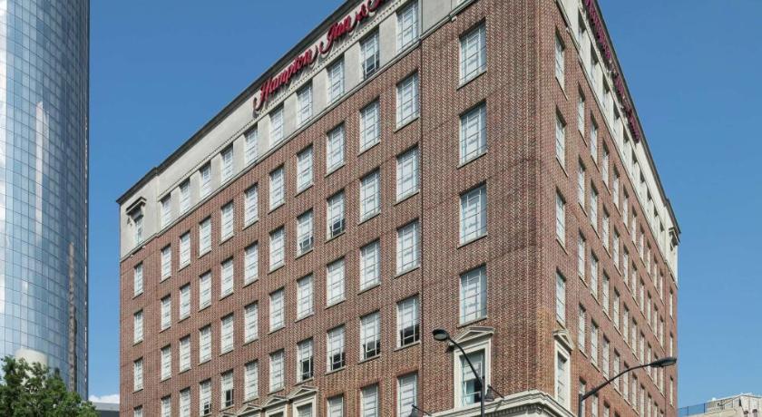 Hampton Inn & Suites Atlanta-Downtown photo