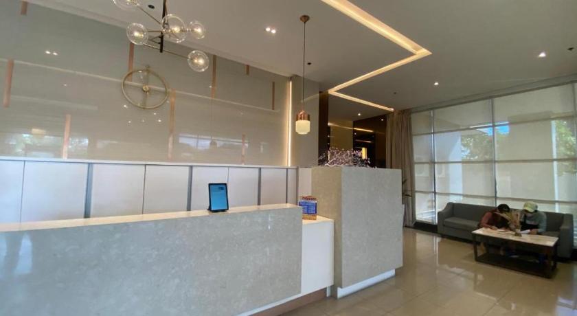 Centrio Studio for daily, weekly, monthly yearly guests preferably those with job assignments in Cag photo