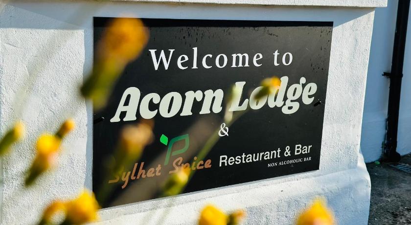 Acorn Lodge Gatwick photo