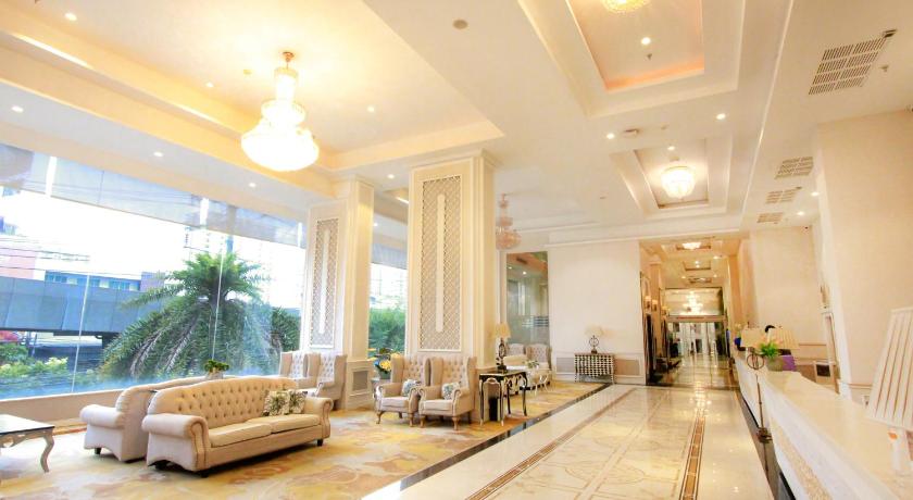 방콕 더 바자 호텔 방콕 – MRT 랏프라오 랏차다피섹 (The Bazaar Hotel Bangkok – MRT Lat Phrao Ratchadapisek) 5성급 호텔 로비