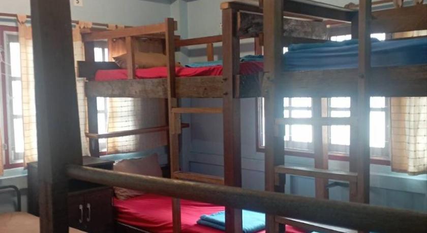 Image of Single Bed 8-Bed Domitory Room with Air-Con 1