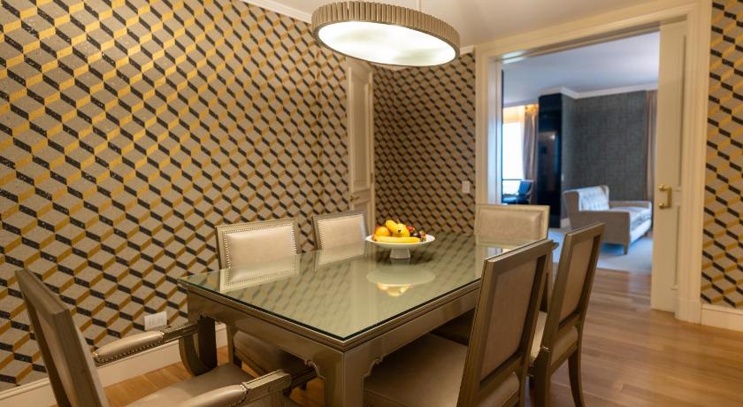 Image of Presidential Suite 8