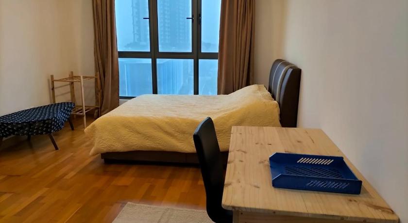 Image of Apartment with Balcony and Garden View 16