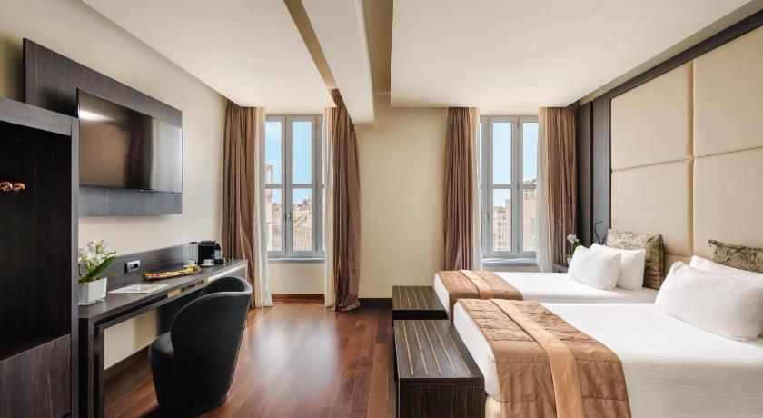Image of Executive Double or Twin Room 4
