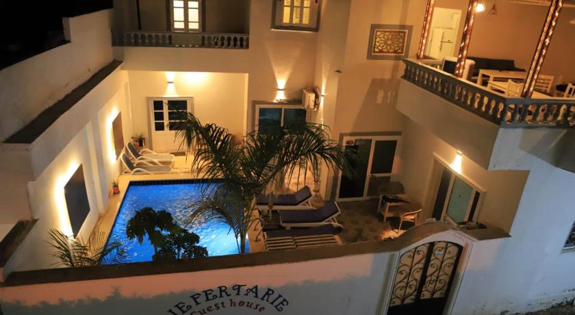 Nefertarie Guest House photo
