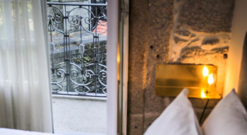 ポルト My Ribeira Guest House 4つ星 ゲストハウス 客室