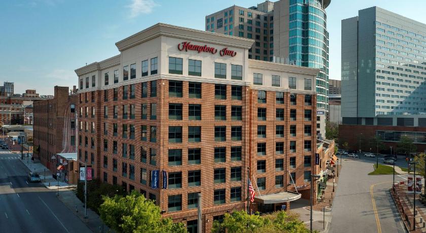 Hampton Inn Baltimore-Downtown-Convention Center photo