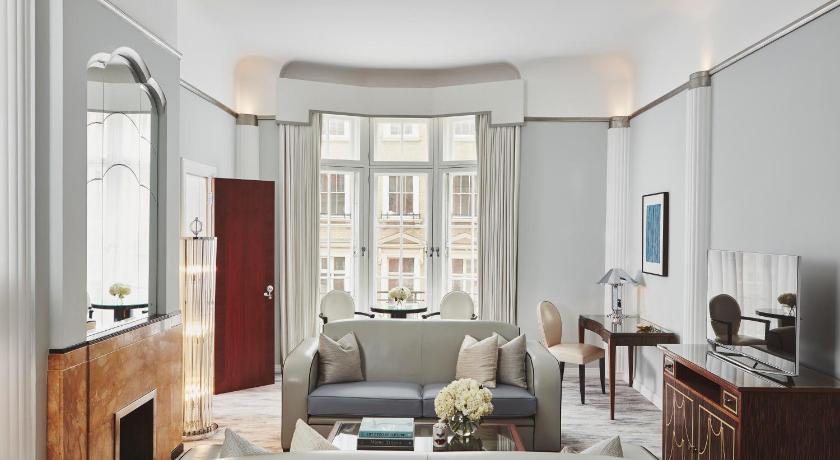 Image of Claridge’s Suite 4